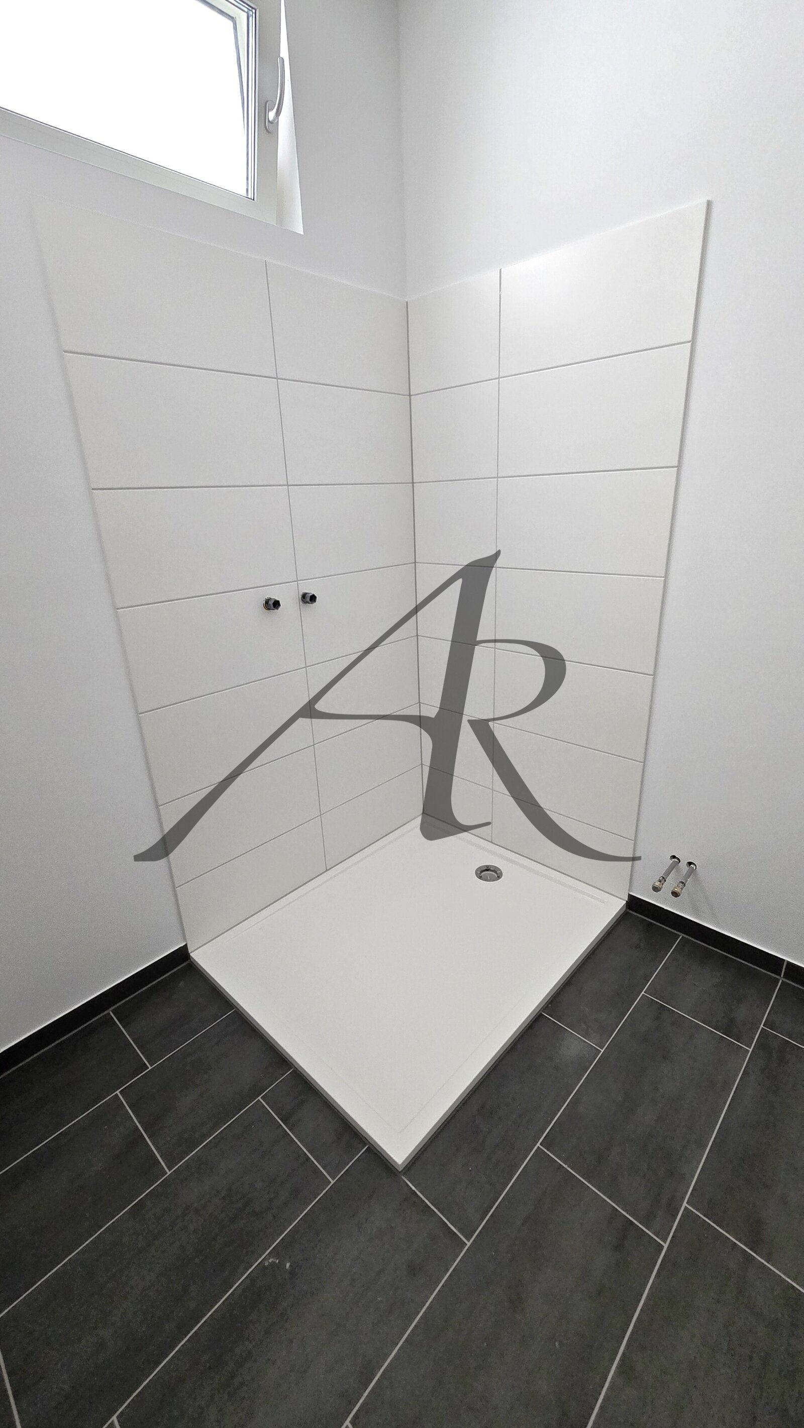 4-Zimmer - Erstbezug nach Sanierung am Westwall mit Balkon