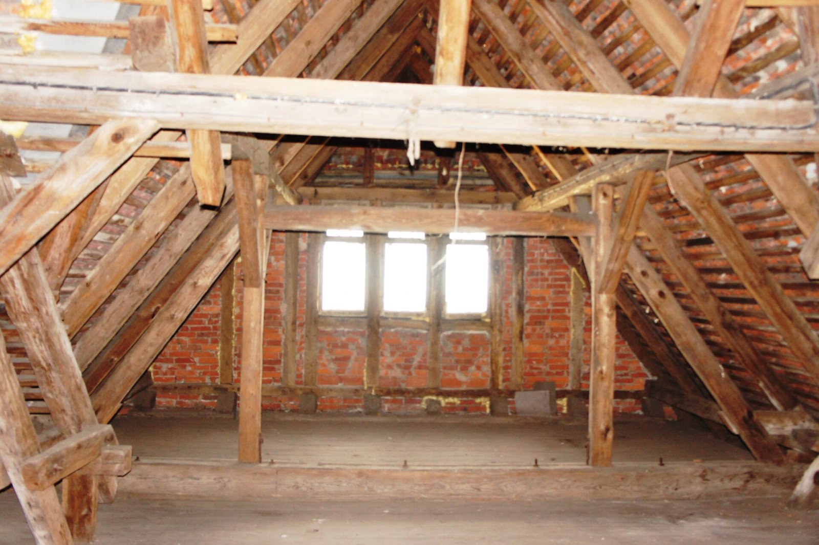 Preisänderung! Nähe Tangermünde, auch für Co-Working-Space, am Elbe-Radweg mit Pferdeställen