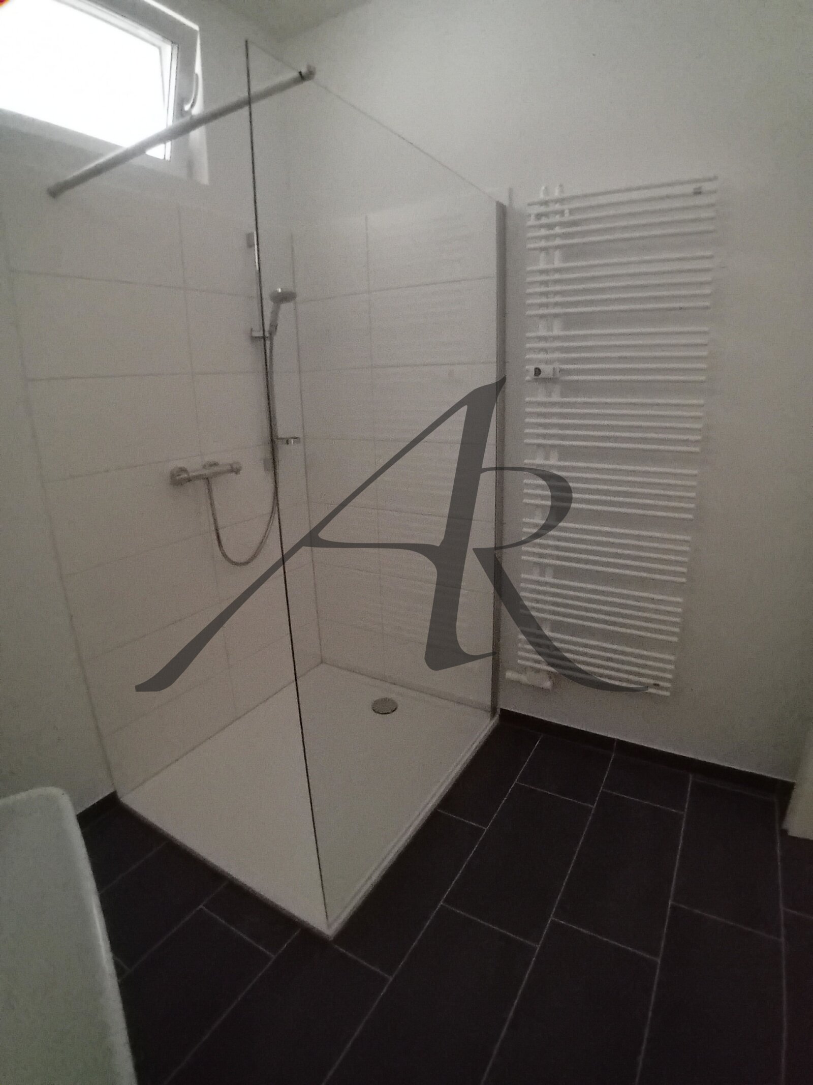 Erstbezug - schicke 4-Zimmer-Wohnung am Westwall, EBK möglich