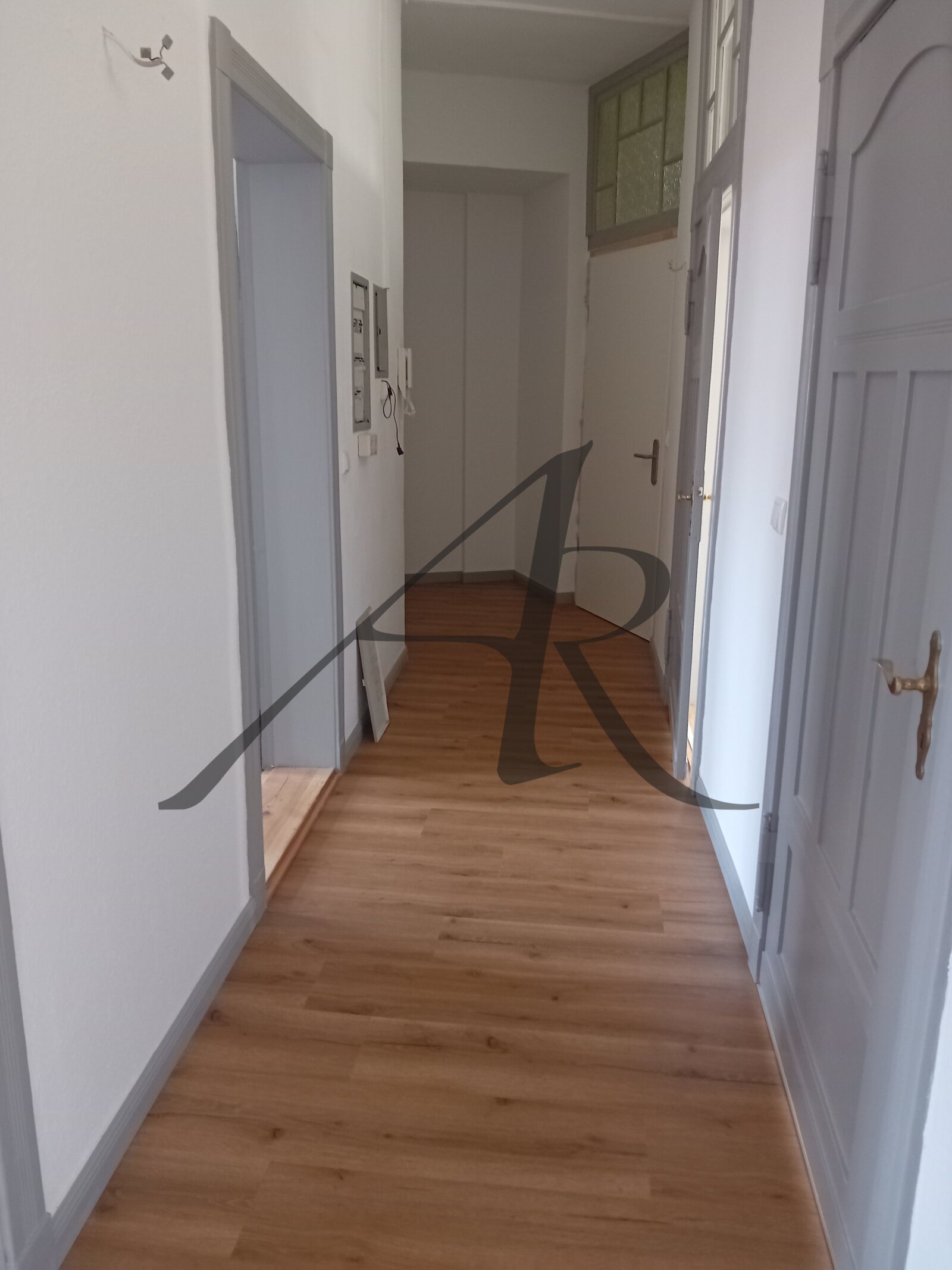 Erstbezug - schicke 4-Zimmer-Wohnung am Westwall, EBK möglich