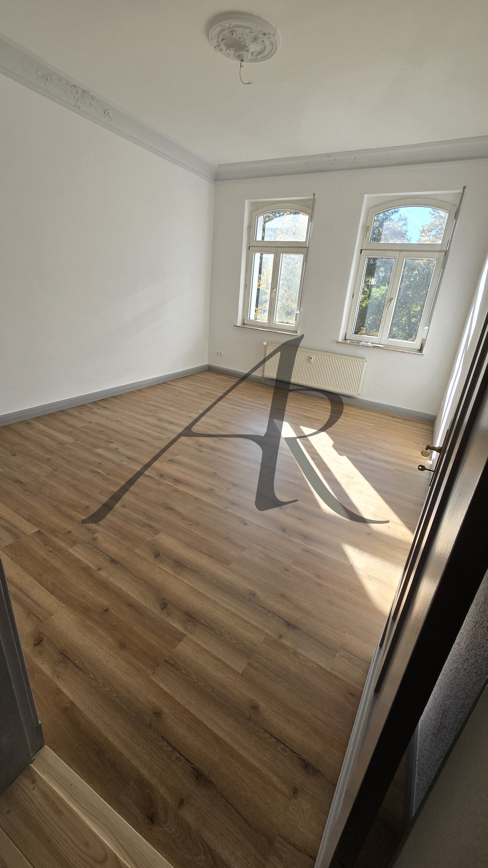 Erstbezug - schicke 4-Zimmer-Wohnung am Westwall, EBK möglich