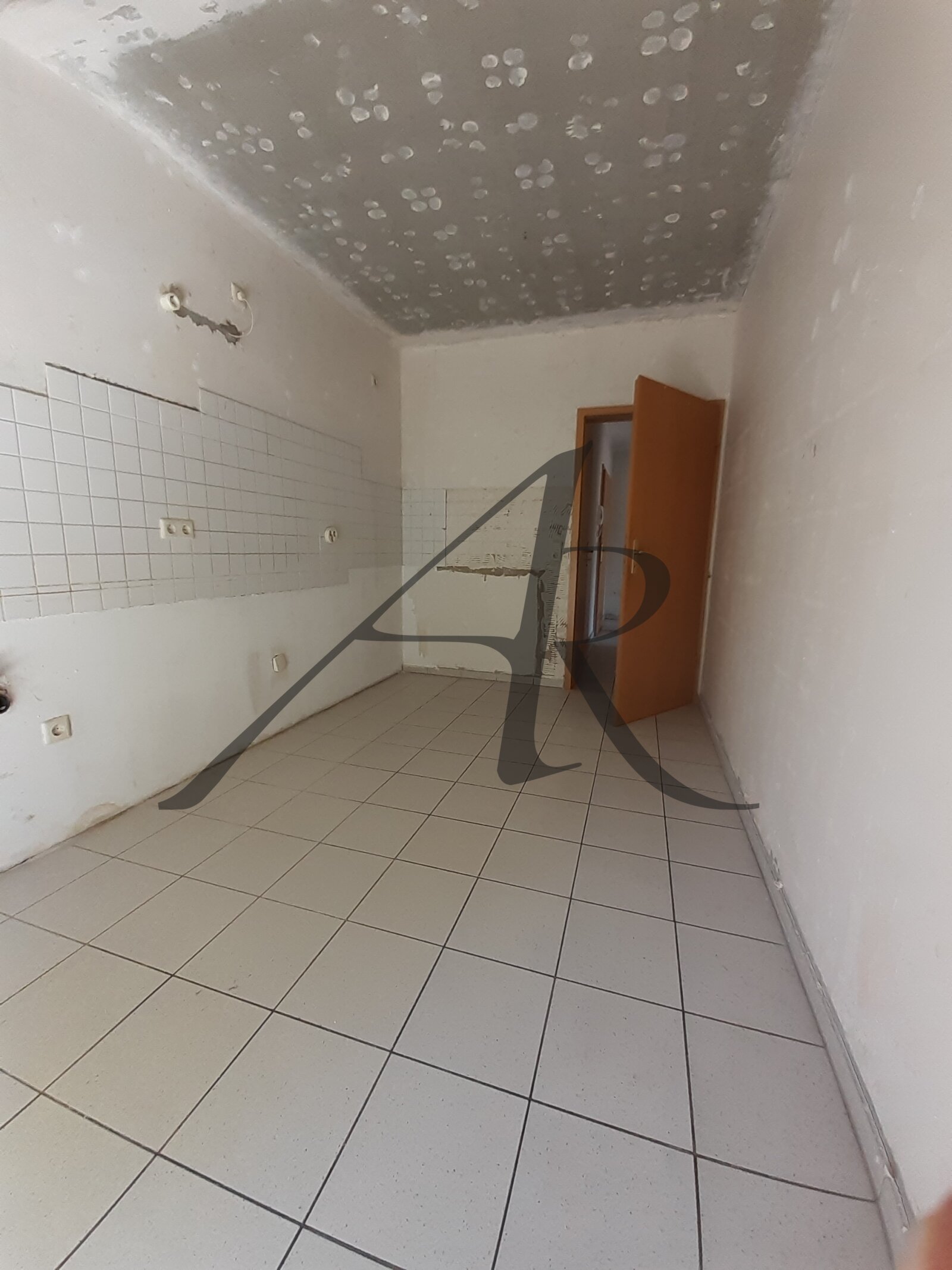 Tolle 2-Zimmer-Wohnung mit 2 Balkonen im "Villenviertel"