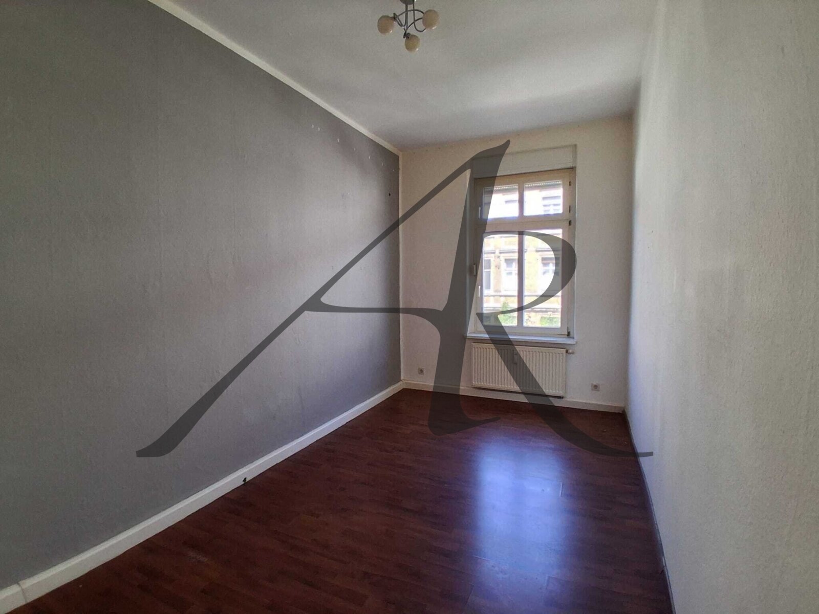 2-Zimmer-Altbau-Wohnung zwischen Innenstadt und Bahnhof