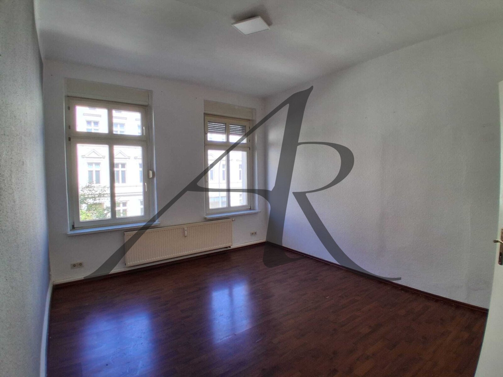 2-Zimmer-Altbau-Wohnung zwischen Innenstadt und Bahnhof