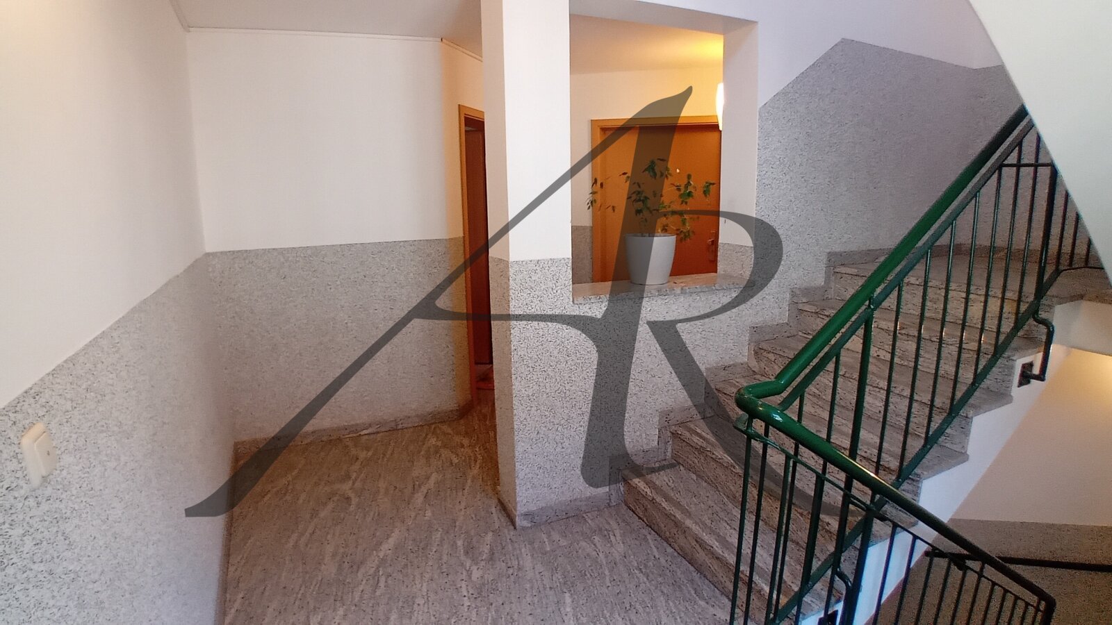 Wunderschöne 2,5-Zimmer-Wohnung in direkter Innenstadtlage