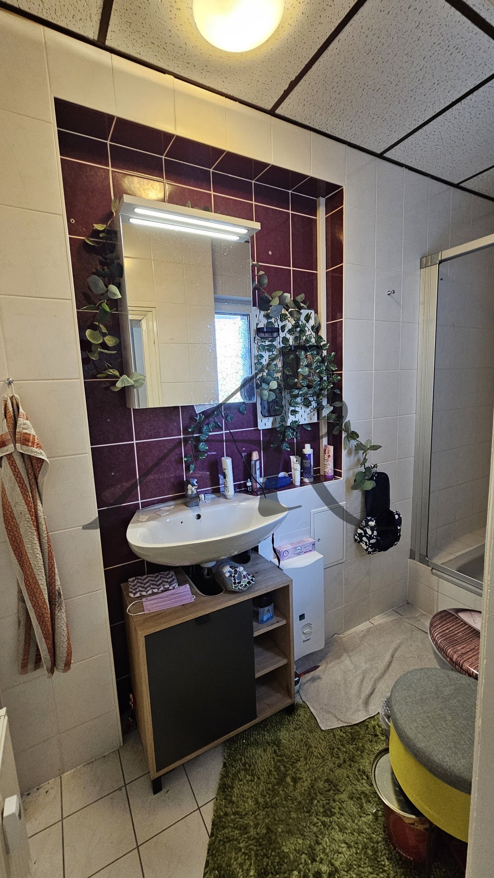 individuelle 5-Zimmer-Wohnung mit Balkon und 2 Bädern