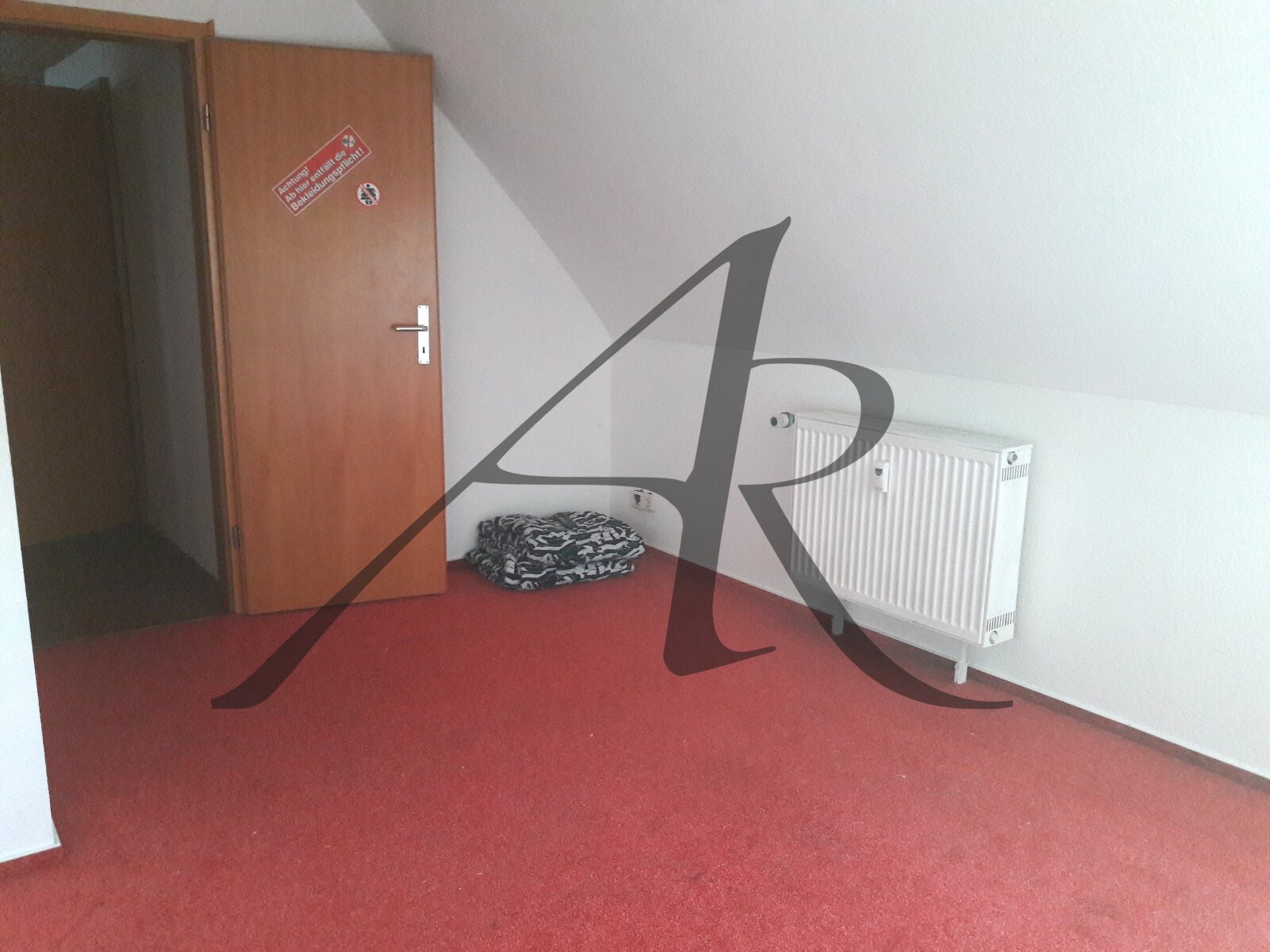 gemütliche 2-Zimmer-Altbau-Wohnung mit Einbauküche