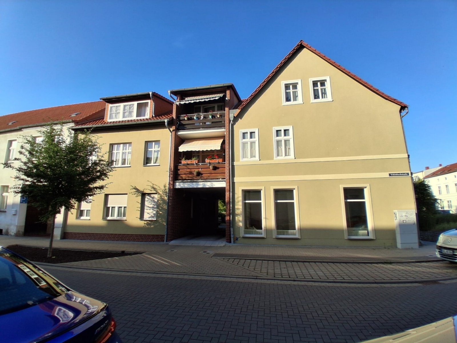 Wohn- und Geschäftshaus zwischen Innenstadt und Bahnhof - exponierte Lage, 5 Einheiten