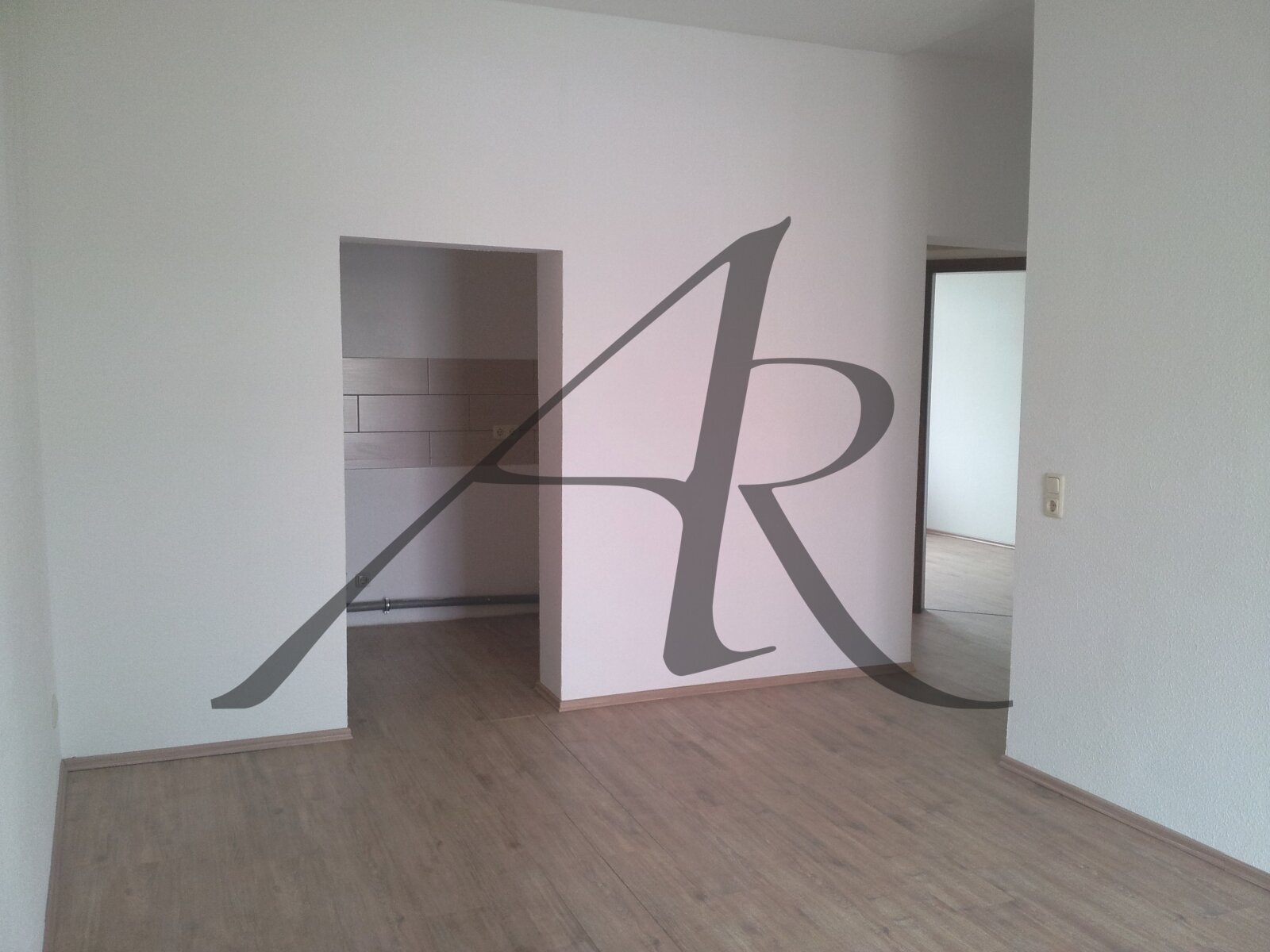 Individuelle 3-Zimmer-Wohnung in Stendal-Nord mit Balkon