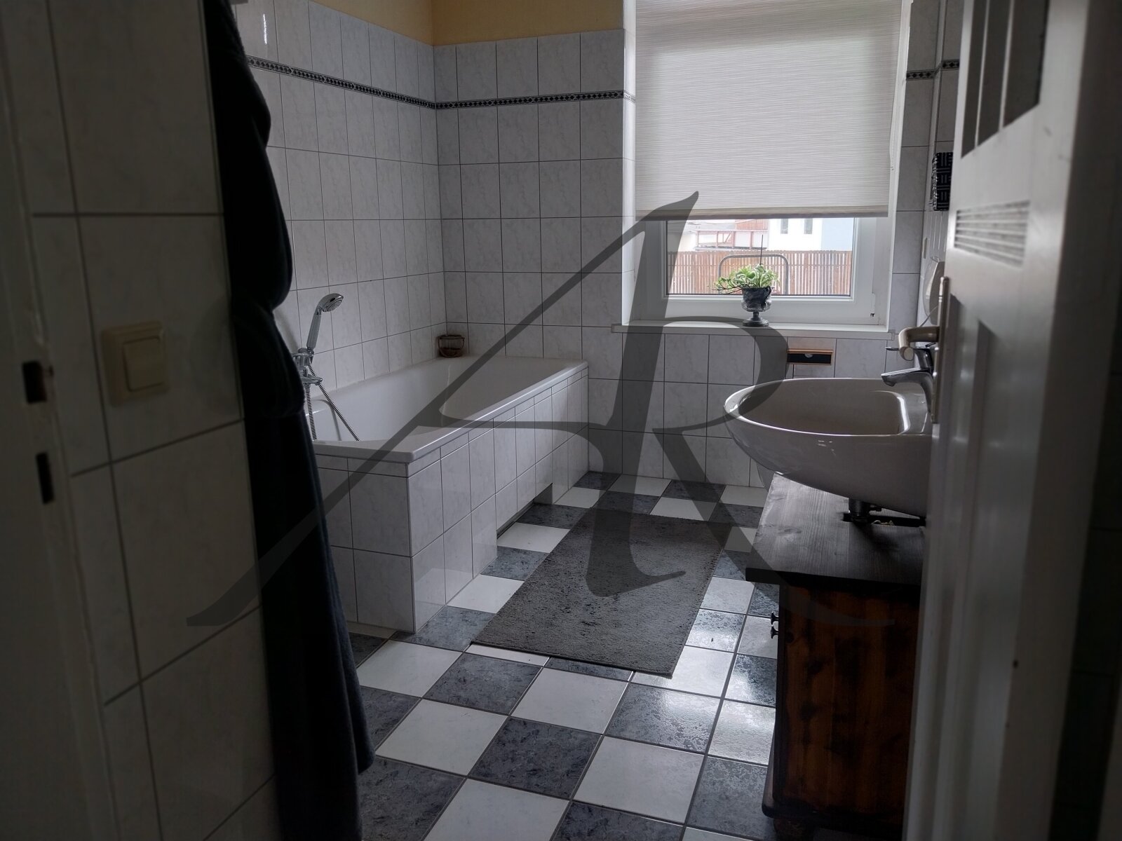 tolle 2-Zimmer-Wohnung in Stendal Nord mit Balkon und Einbauküche