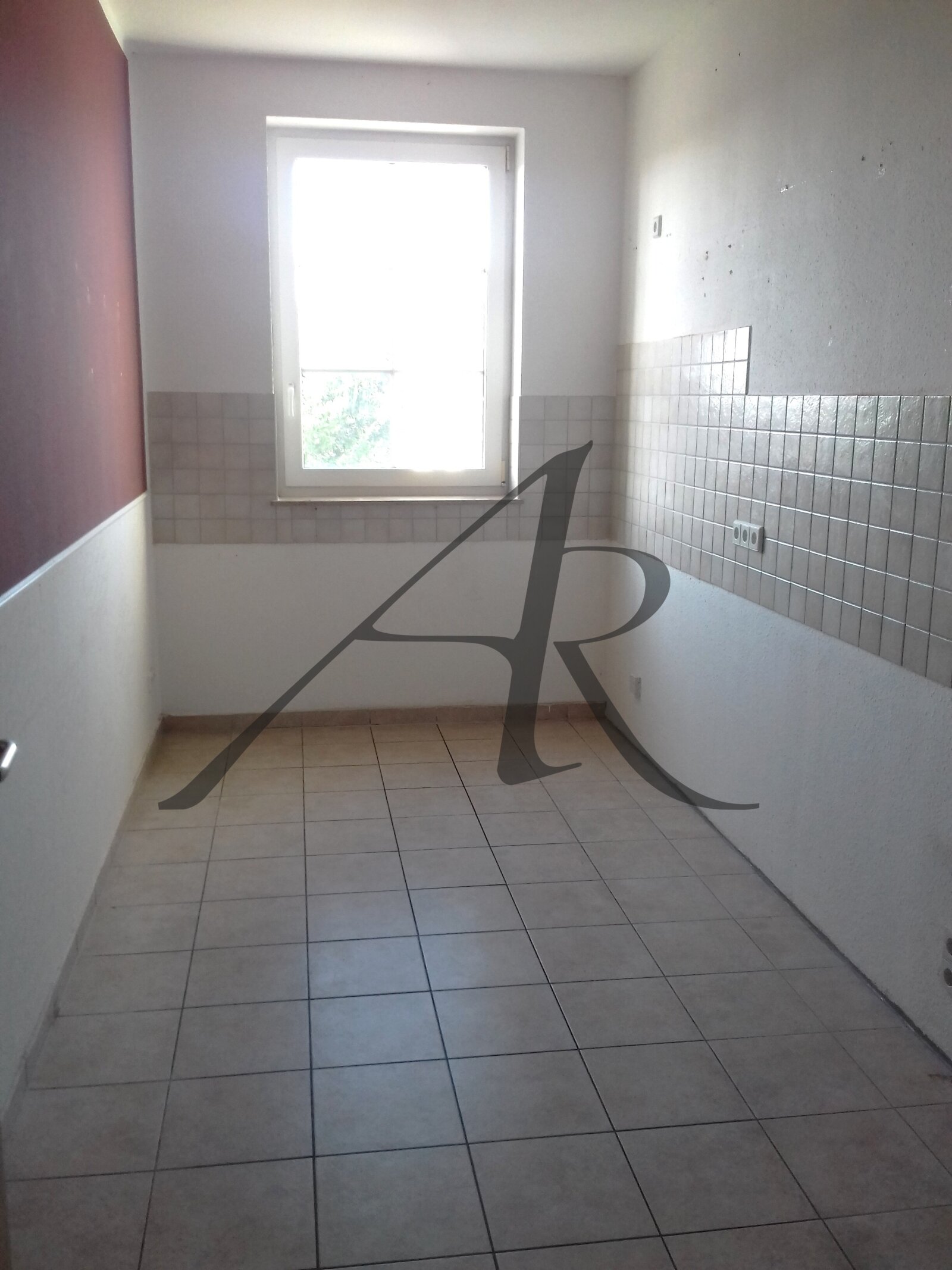 Moderne 3-Zimmer Wohnung mit Balkon - ein sehr gepflegtes Haus