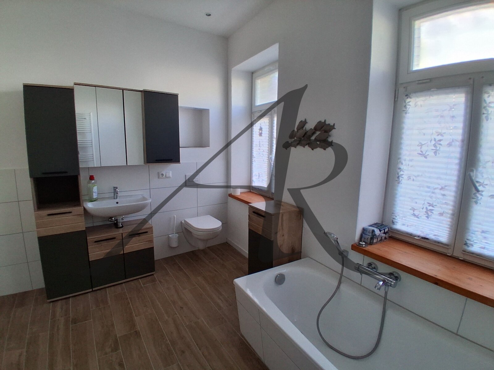 Altersgerechte Wohnung, Neubau, Innenstadt mit Terrasse und allem Pi-Pa-Po