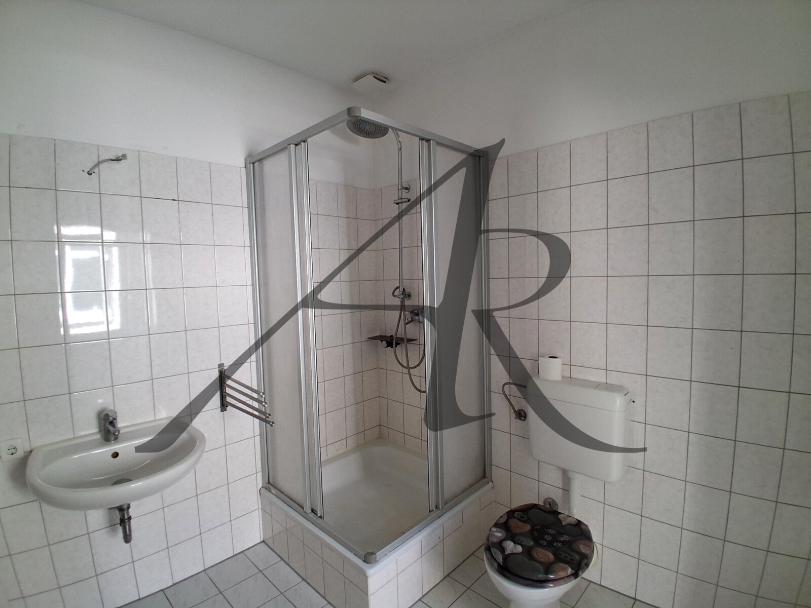 Schicke 4-Zimmer-Altbau-Wohnung in direkter Innenstadtlage