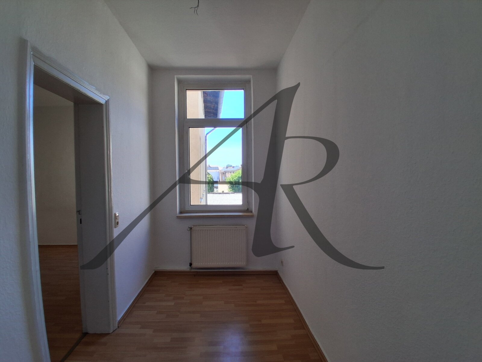Schicke 4-Zimmer-Altbau-Wohnung in direkter Innenstadtlage