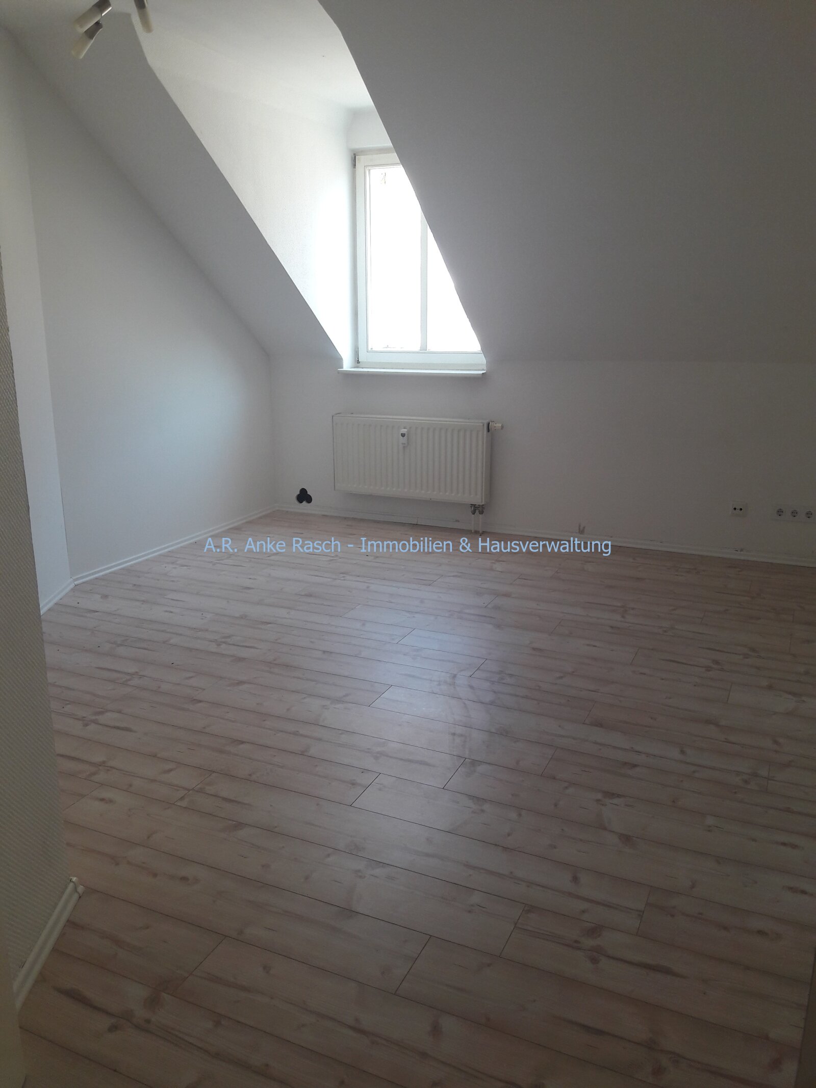 schicke 3-Zimmer-Wohnung zwischen Bahnhof und Innenstadt