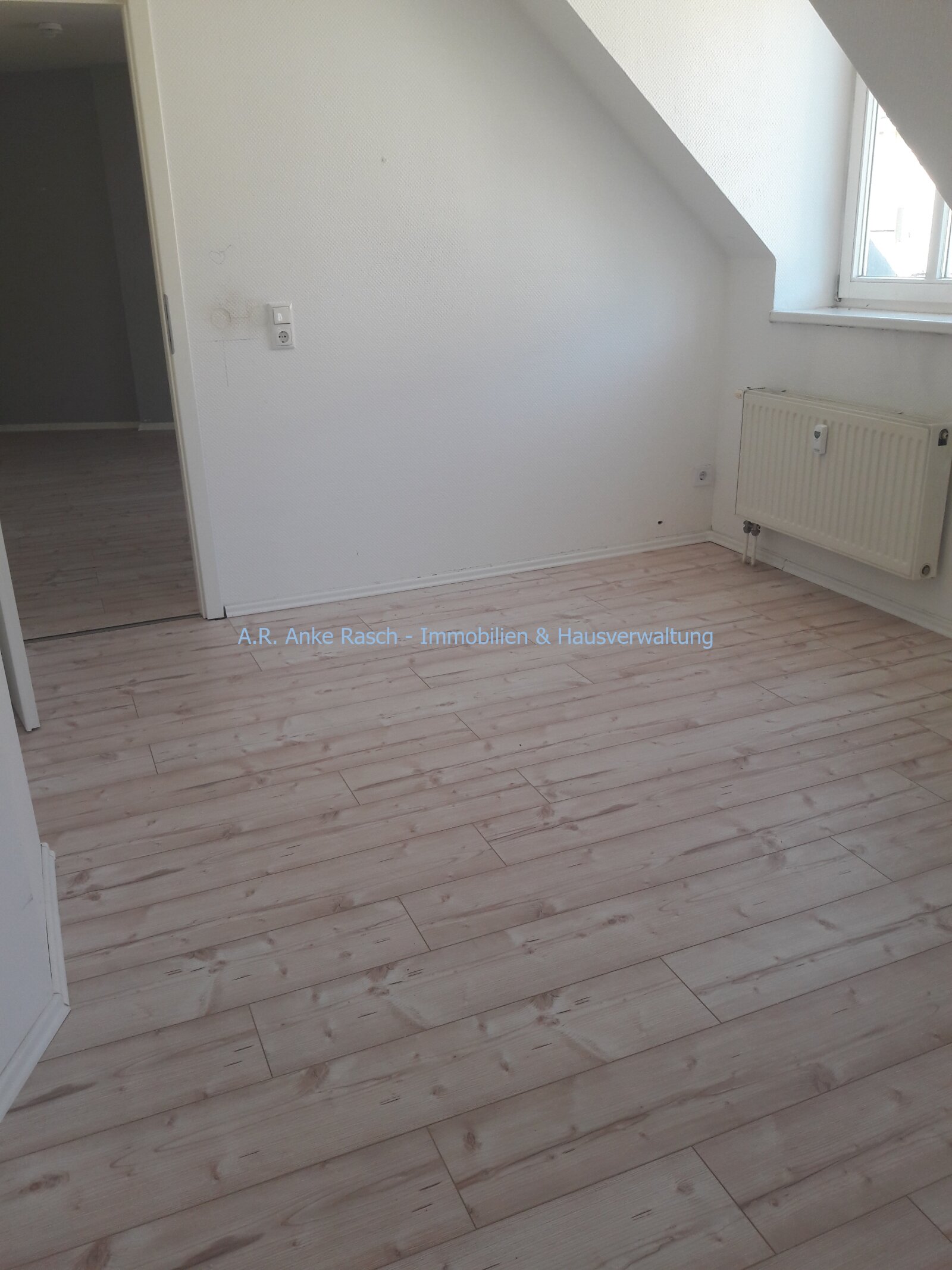 schicke 3-Zimmer-Wohnung zwischen Bahnhof und Innenstadt