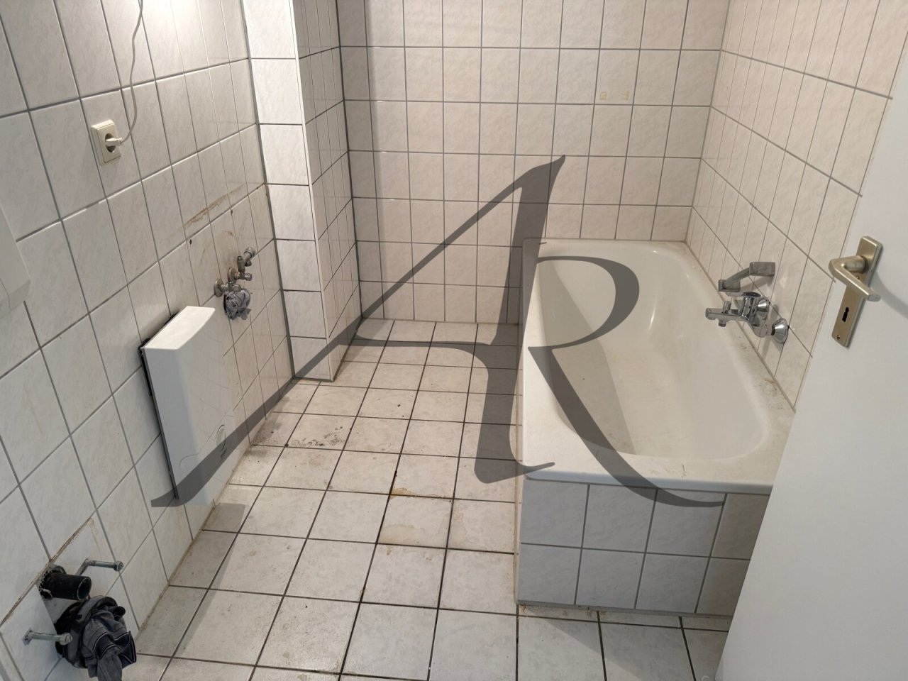 Bad mit Badewanne Bad mit Badewanne
