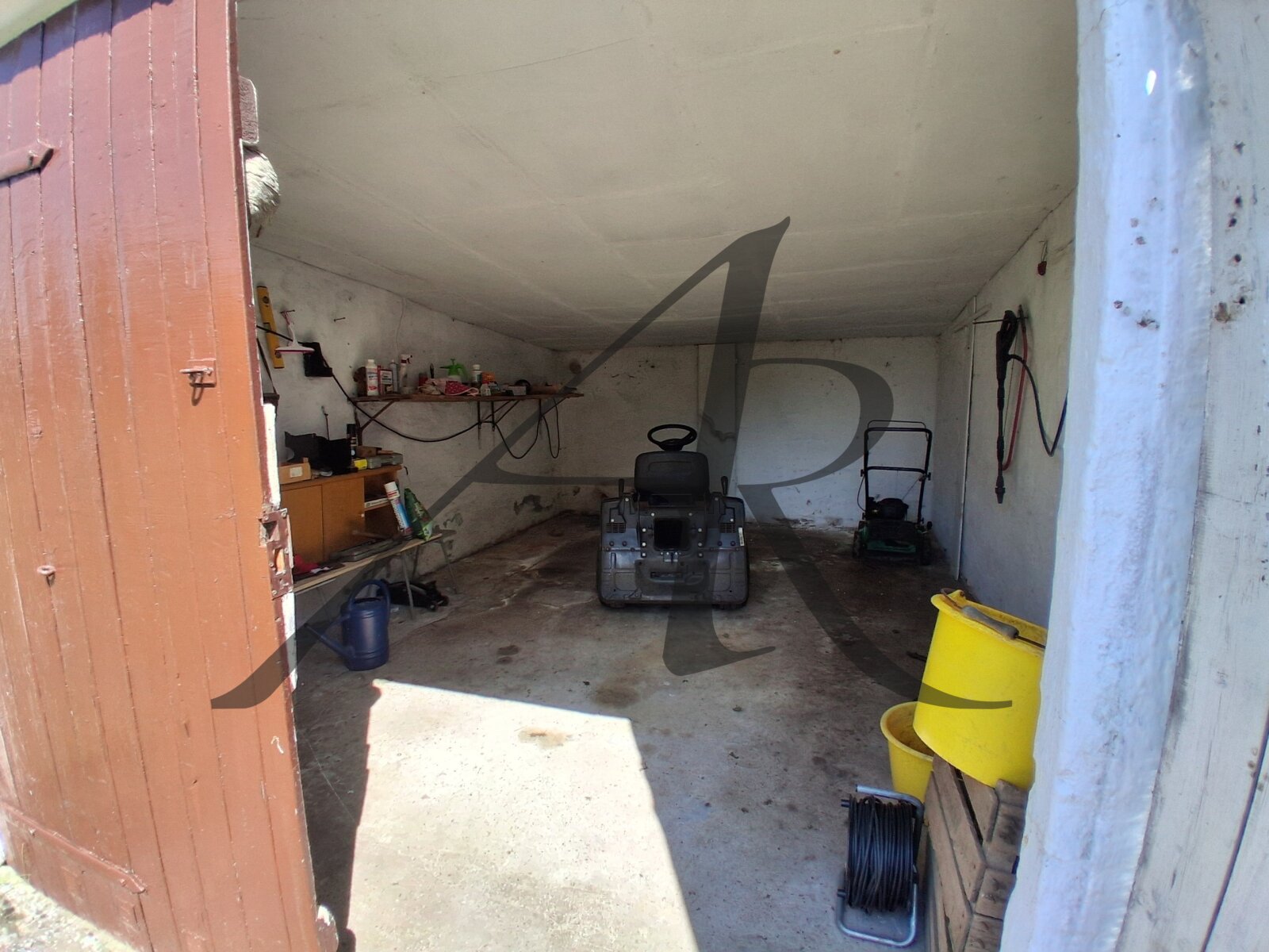 Garage/Nebengelass Garage/Nebengelass