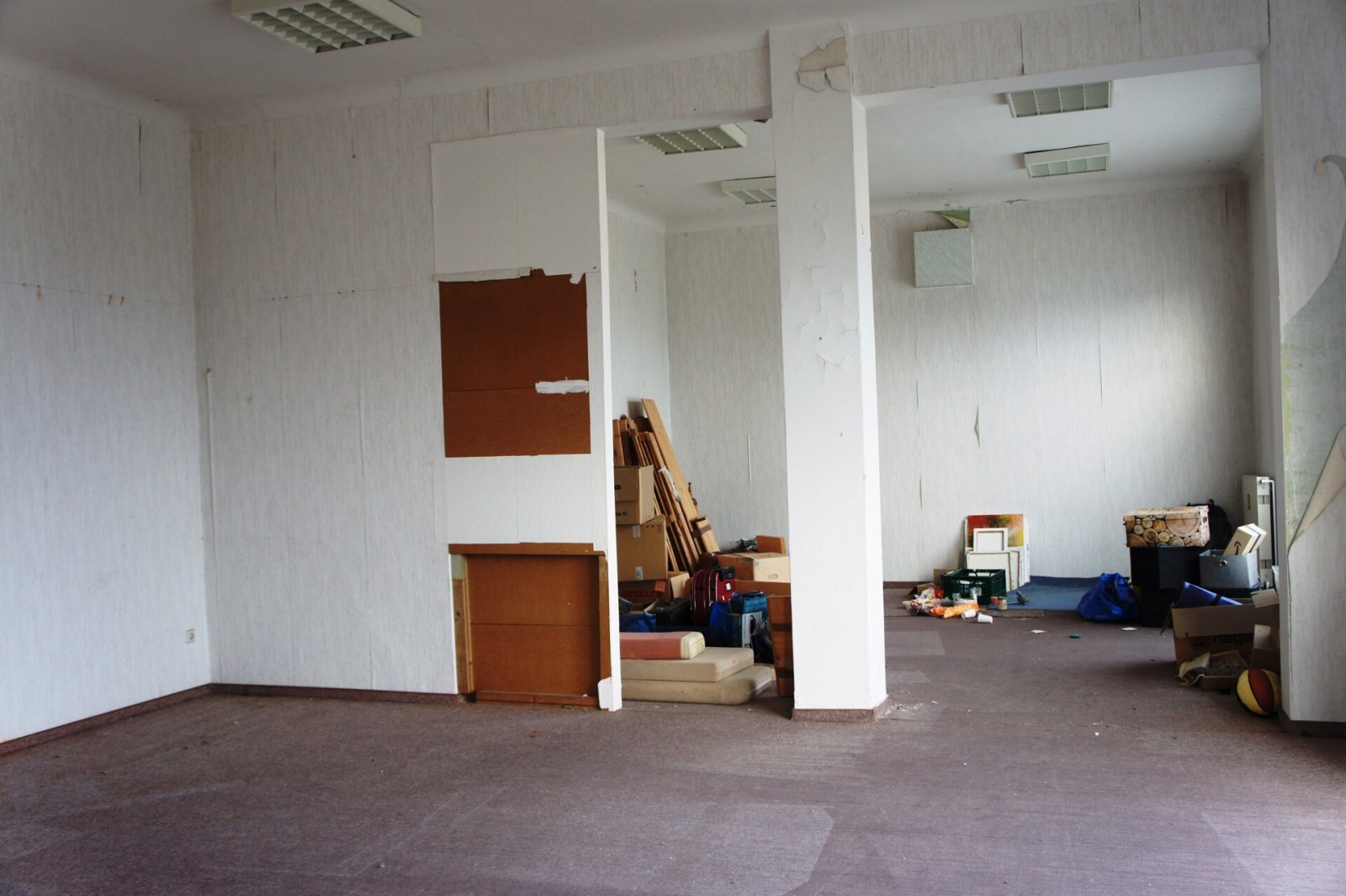 Gewerbeeinheit EG Gewerbeeinheit EG