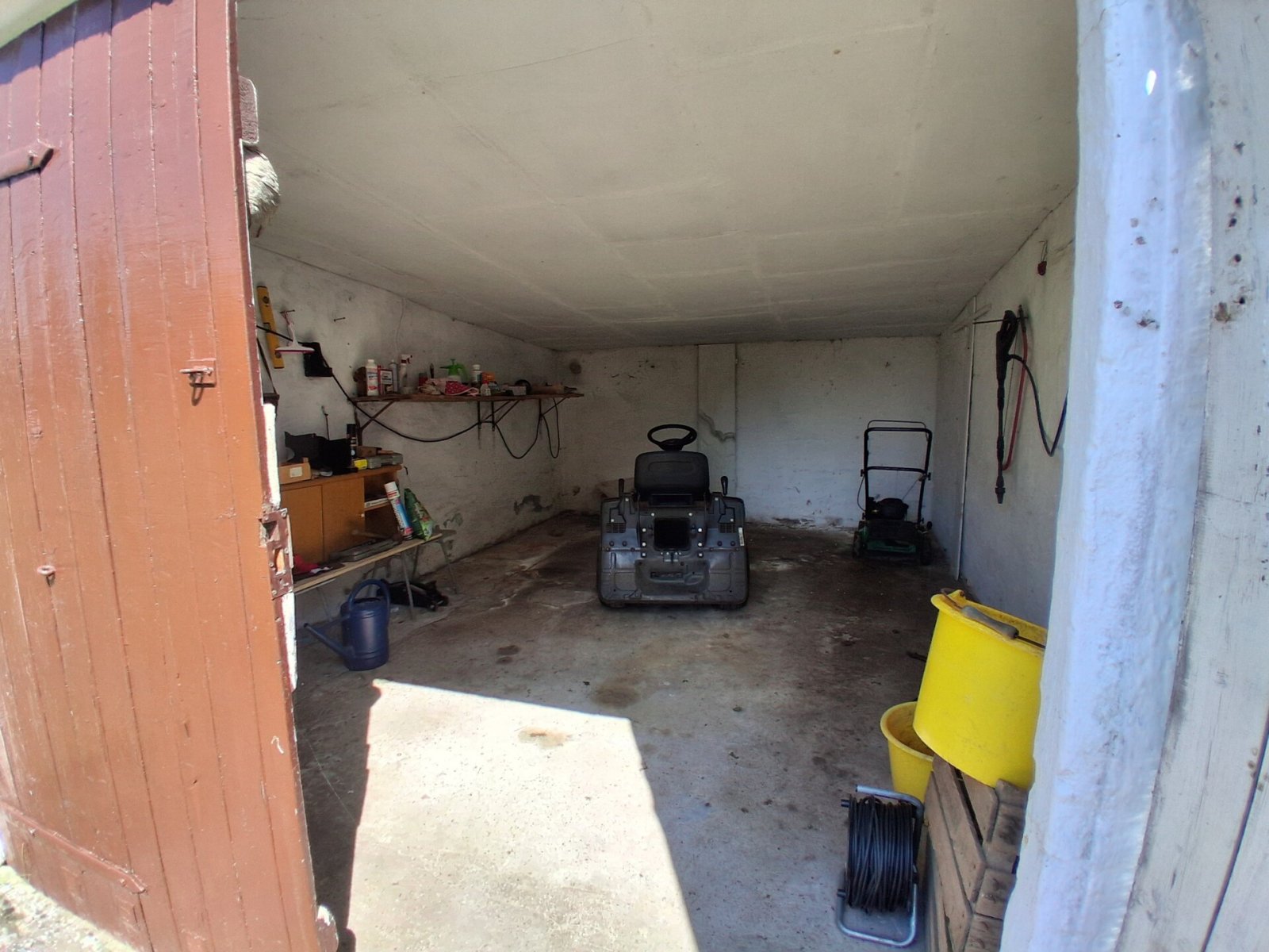 Garage, Nebengelass Garage, Nebengelass