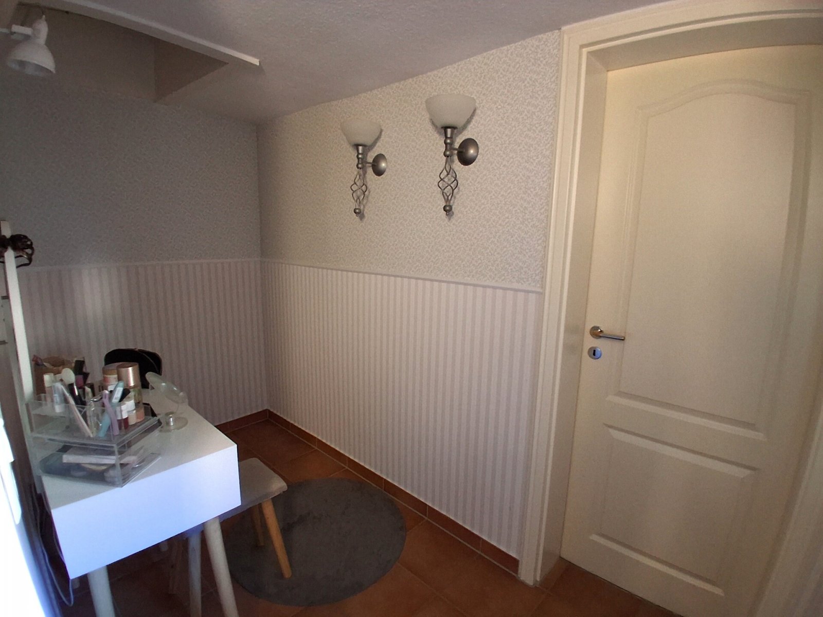 Mädchenecke - was der Mensch so braucht ;-) Mädchenecke - was der Mensch so braucht ;-)