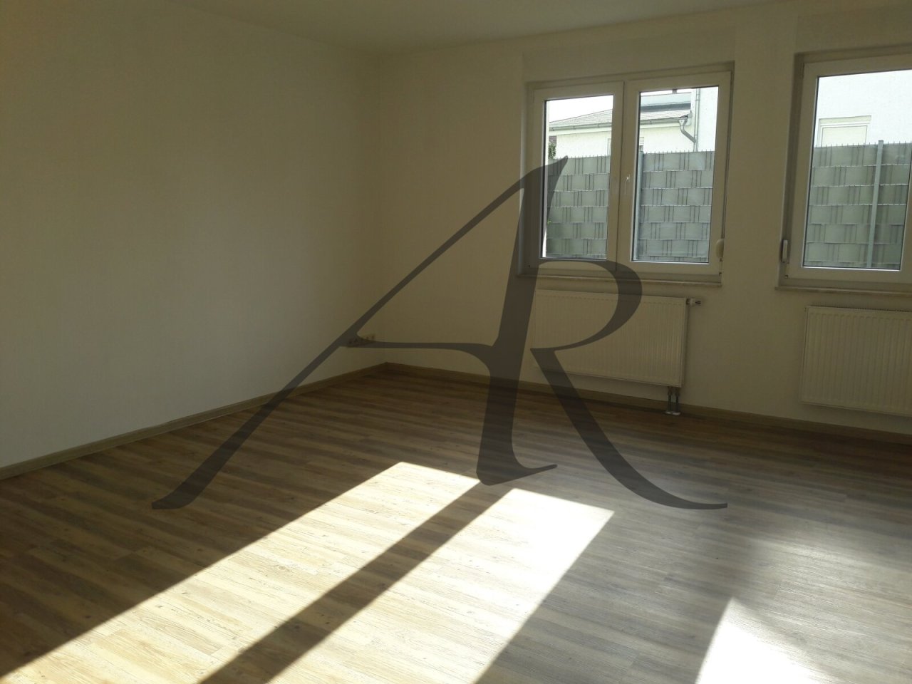 Wohnzimmer mit Terrassenzugang Wohnzimmer mit Terrassenzugang