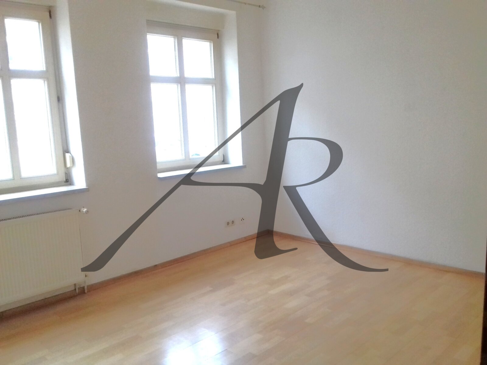 Wohn-/Schlafzimmer Wohn-/Schlafzimmer