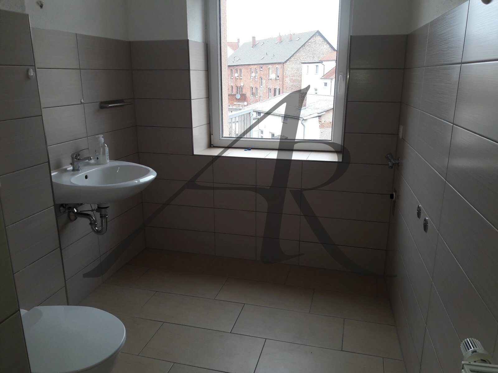 Tageslichtbad mit Dusche