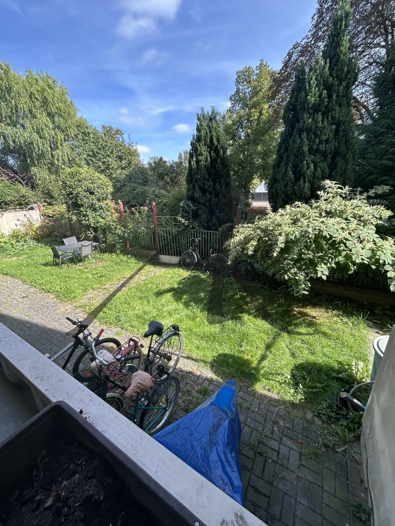 Balkon mit Blick ins Grüne Balkon mit Blick ins Grüne