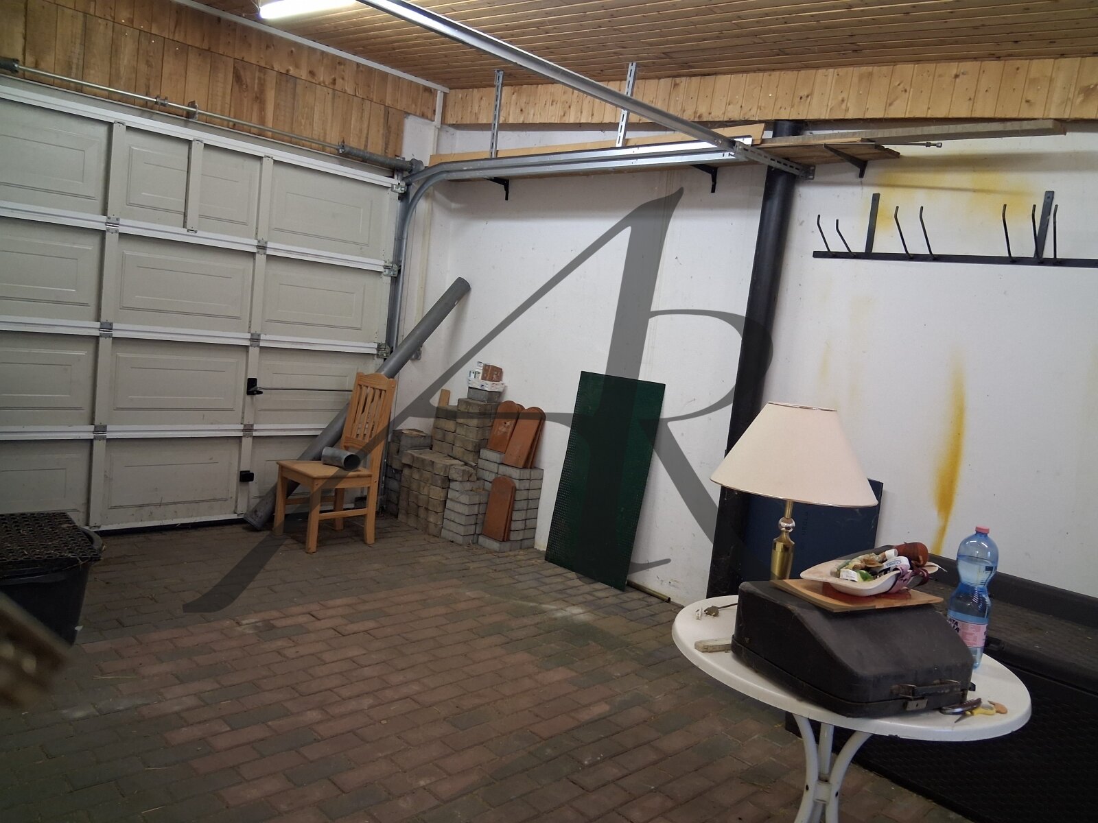 Garage 2