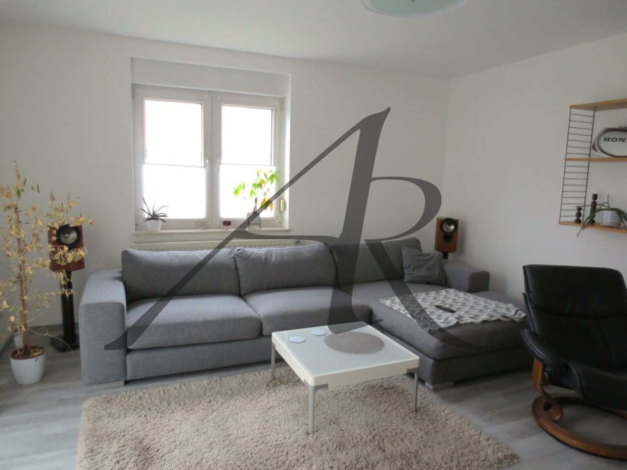 Wohnzimmer mit Balkon Wohnzimmer mit Balkon