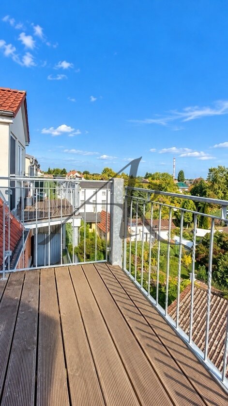 Sonniger Balkon mit Weitblick Sonniger Balkon mit Weitblick