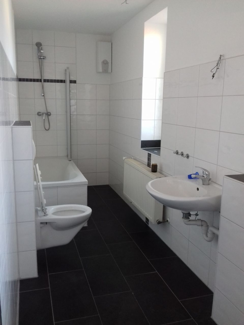 Tageslichtbad mit Badewanne Tageslichtbad mit Badewanne
