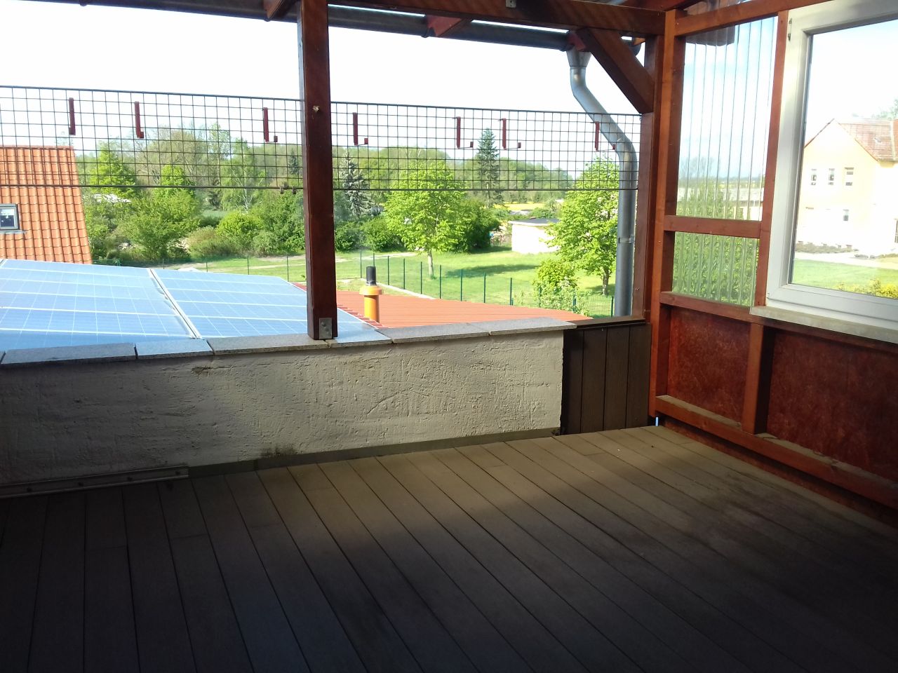 Großzügige Dachterrasse Großzügige Dachterrasse