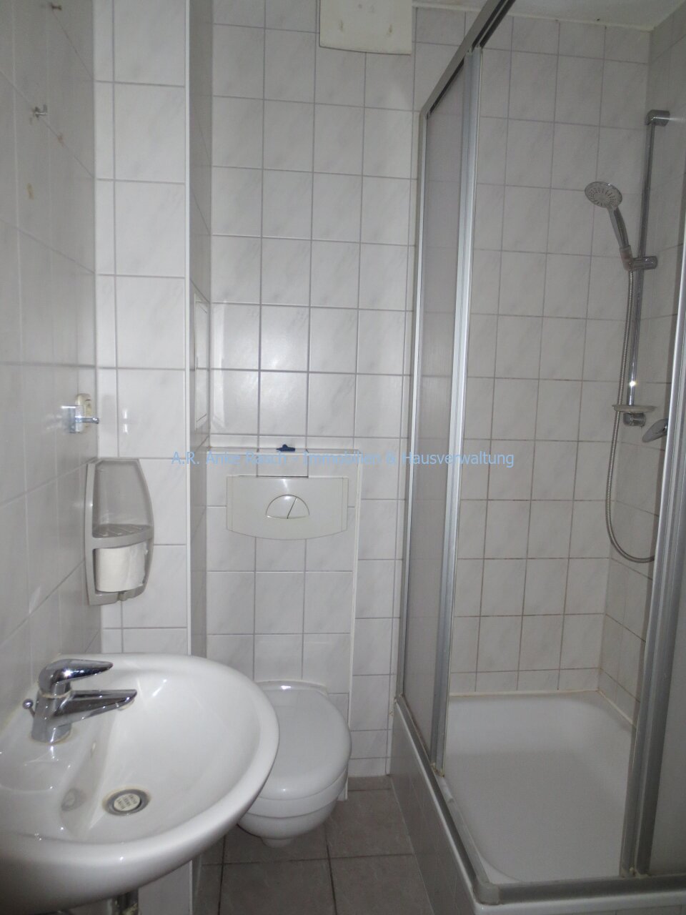Bad mit Dusche