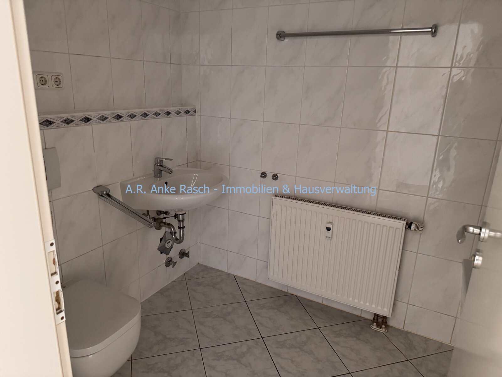 Bad mit Wanne Bad mit Wanne