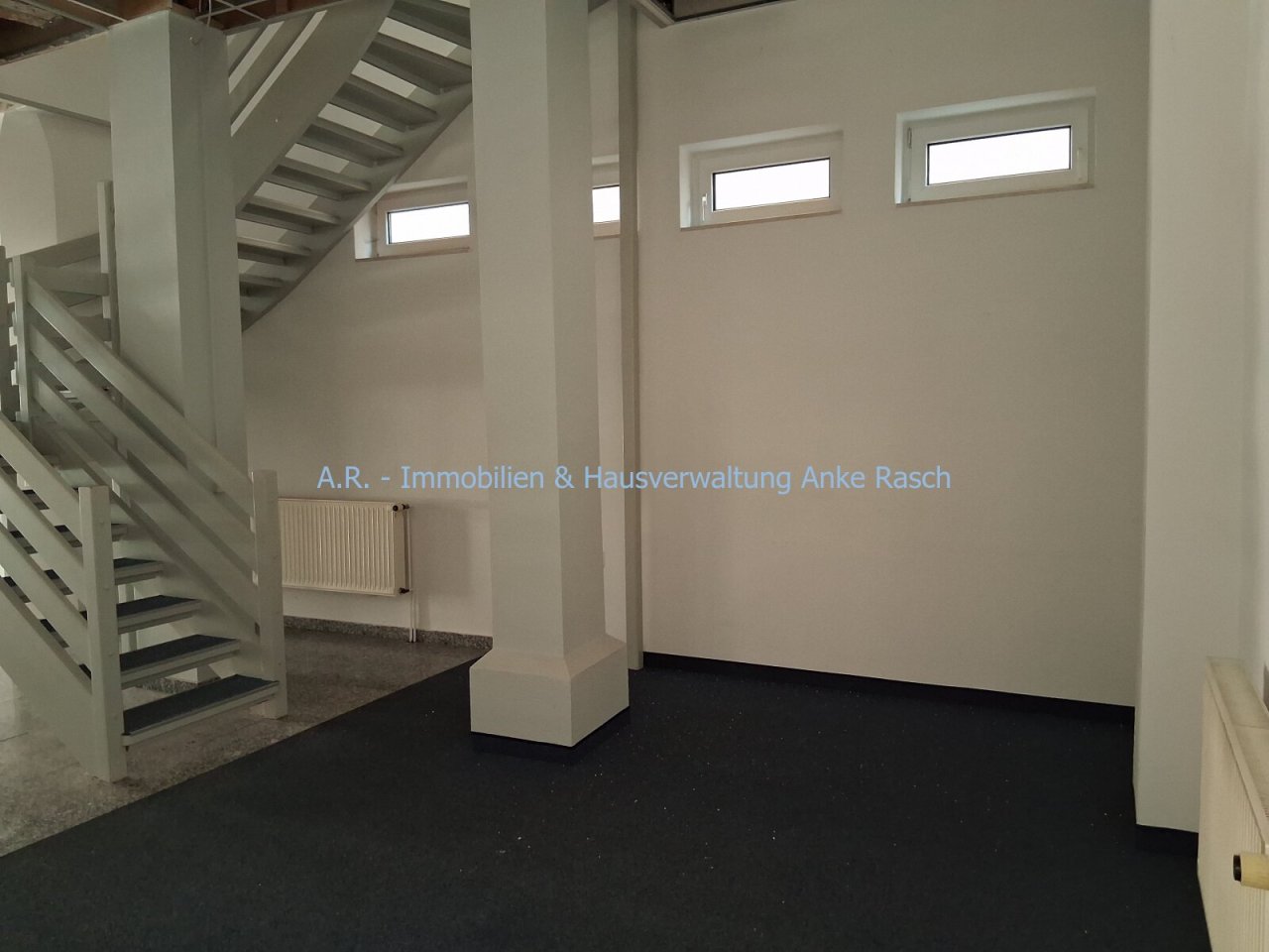 Gewerbeeinheit, EG-Bereich Gewerbeeinheit, EG-Bereich